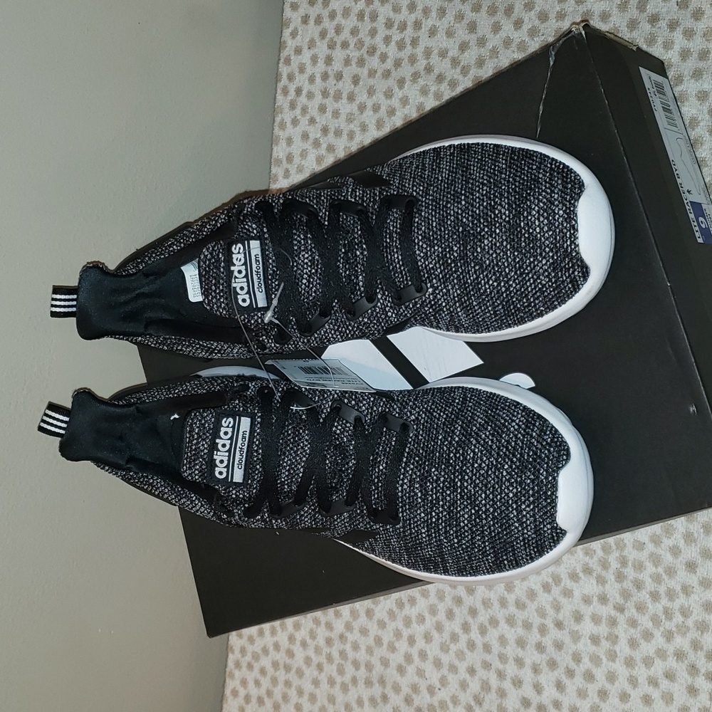 Adidas Cloudfoam Comfort, Breathable, lite Racer Made with Earth Friendly  Mater - Picture 4 of 12